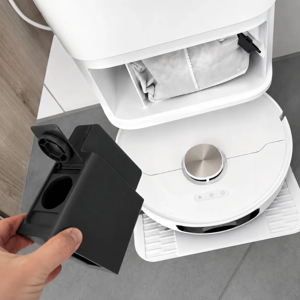 Hướng Dẫn Sử Dụng Hộp Tự Pha Nước Lau Sàn Robot Đúng Cách