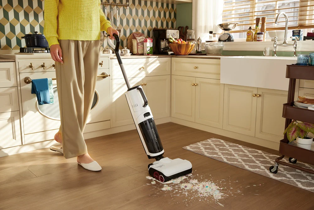 Robot Hút Bụi Và Máy Hút Bụi Truyền Thống: Nên Chọn Loại Nào?